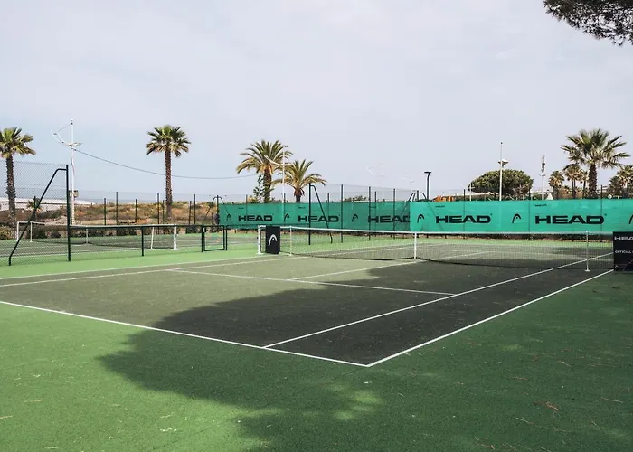 Belambra Clubs Port Camargue - Les Salins Hotel